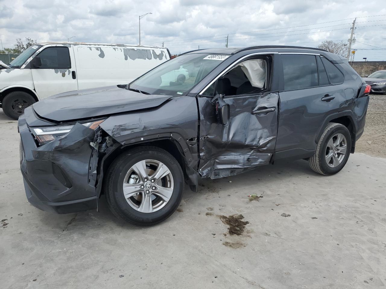 TOYOTA RAV4 XLE