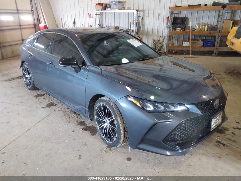 TOYOTA AVALON XSE