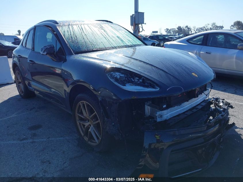 PORSCHE MACAN BASE (PDK)/T