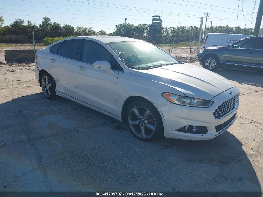 FORD FUSION SE