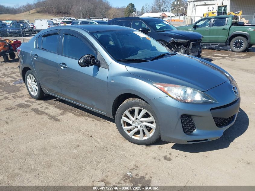 MAZDA 3 I GRAND TOURING