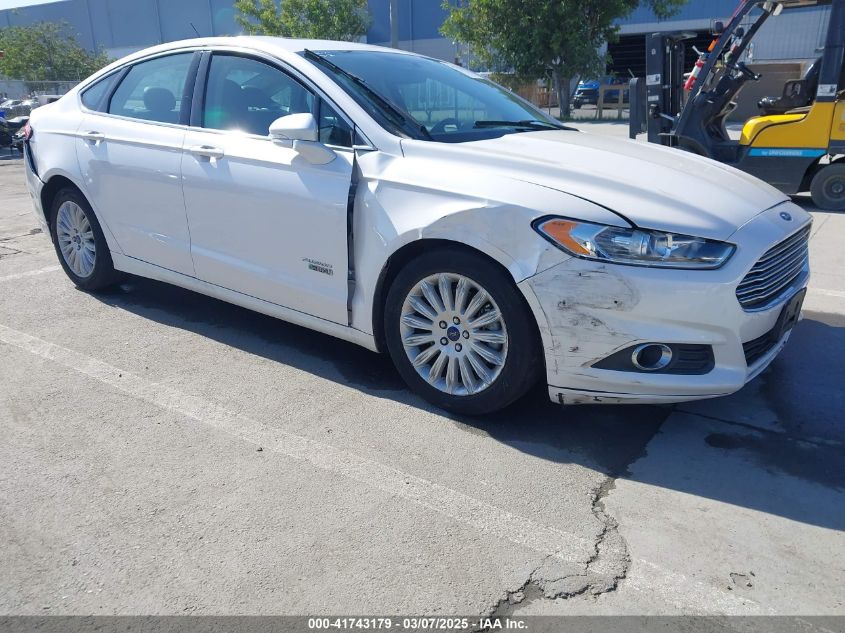 FORD FUSION SE LUXURY