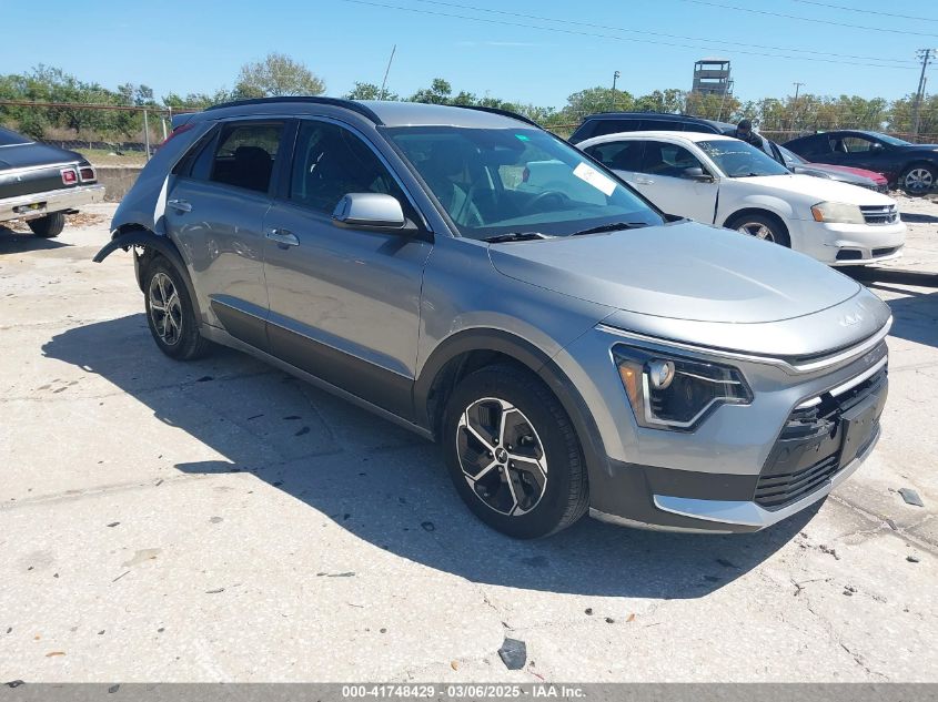 KIA NIRO EX