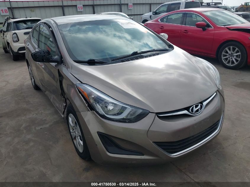 HYUNDAI ELANTRA SE