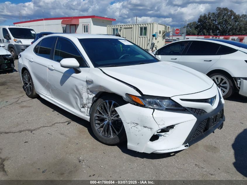 TOYOTA CAMRY HYBRID SE