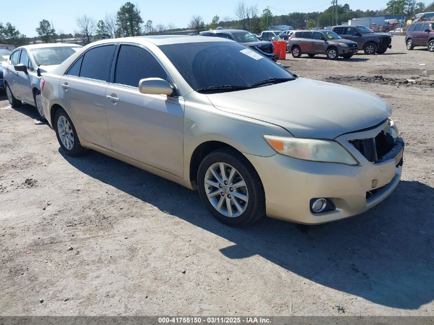 TOYOTA CAMRY XLE V6