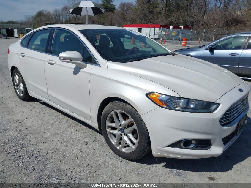 FORD FUSION SE