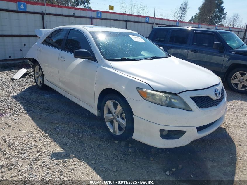 TOYOTA CAMRY SE