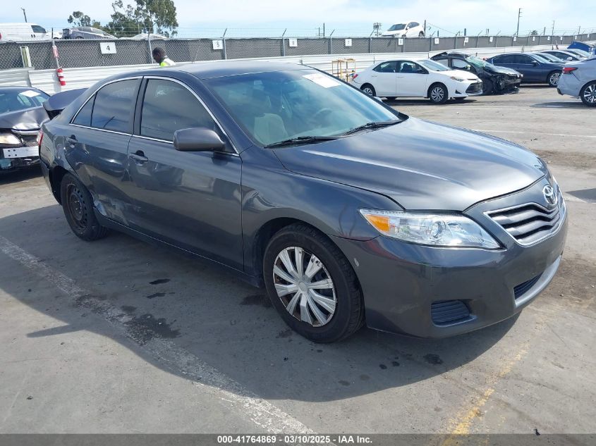 TOYOTA CAMRY LE