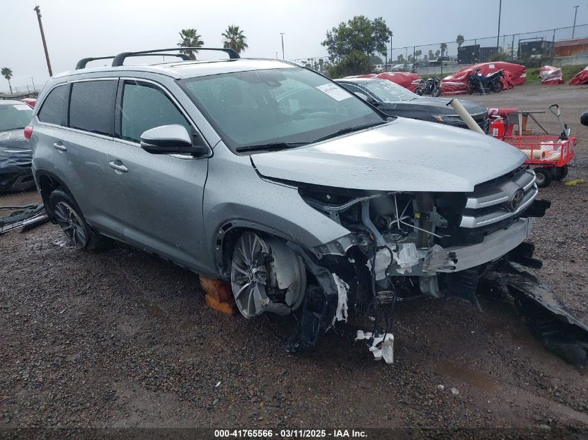 TOYOTA HIGHLANDER XLE