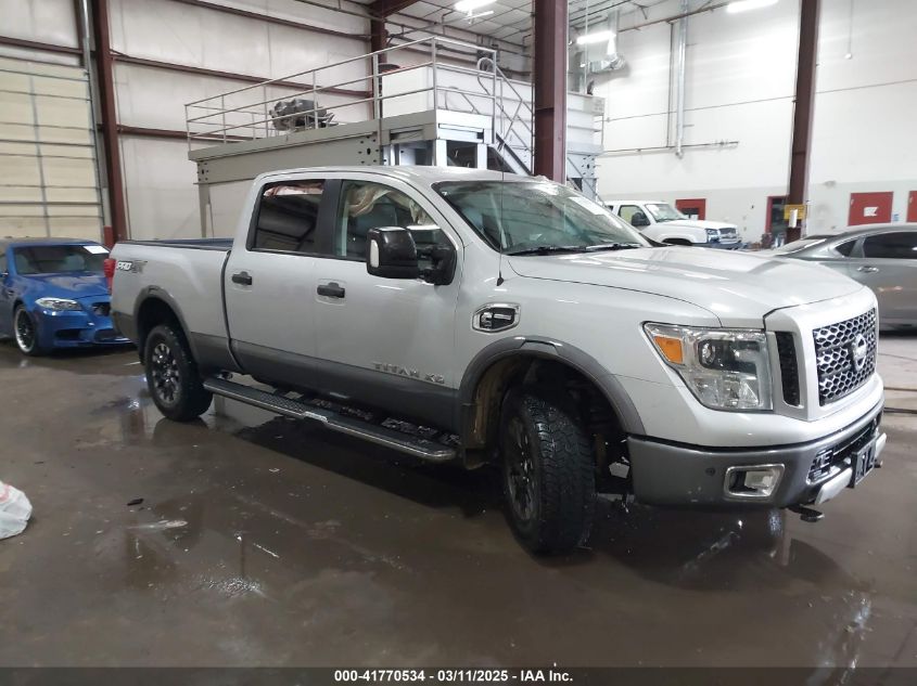 NISSAN TITAN PRO-4X DIESEL