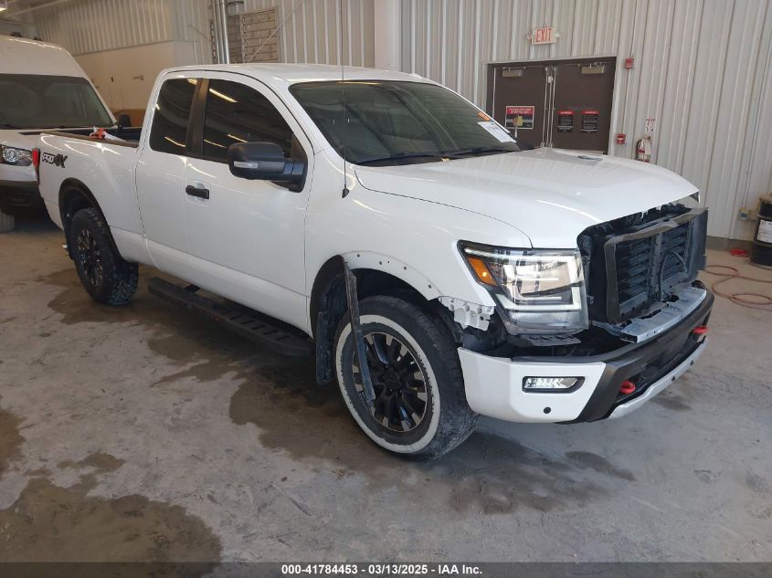 NISSAN TITAN KING CAB PRO-4X 4X4