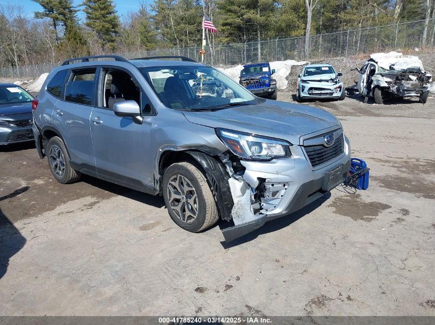 SUBARU FORESTER PREMIUM