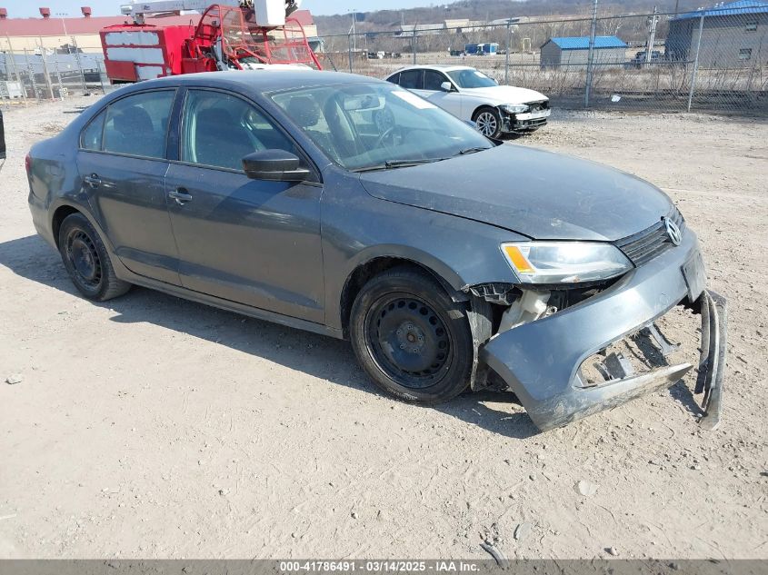 VOLKSWAGEN JETTA 2.0L S