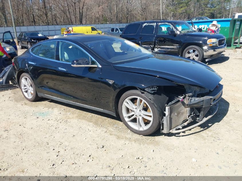 TESLA MODEL S SIGNATURE