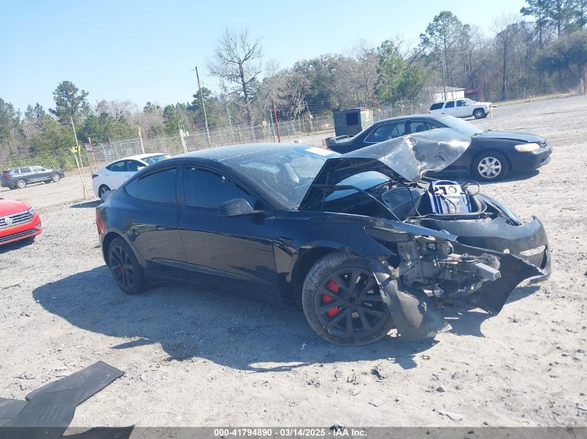 TESLA MODEL 3 REAR-WHEEL DRIVE