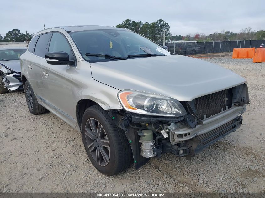 VOLVO XC60 T5 DYNAMIC