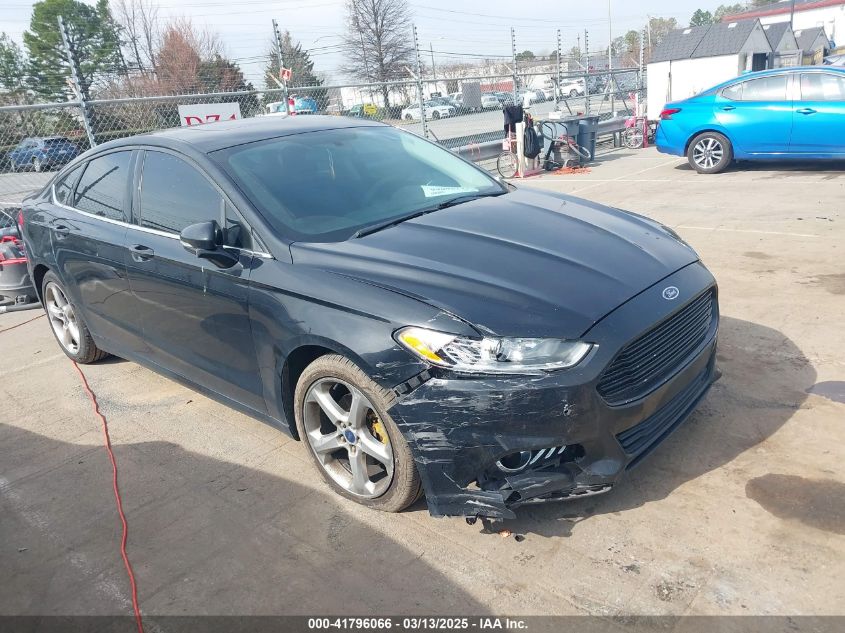 FORD FUSION SE