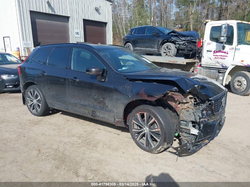 VOLVO XC60 B5 PLUS DARK THEME
