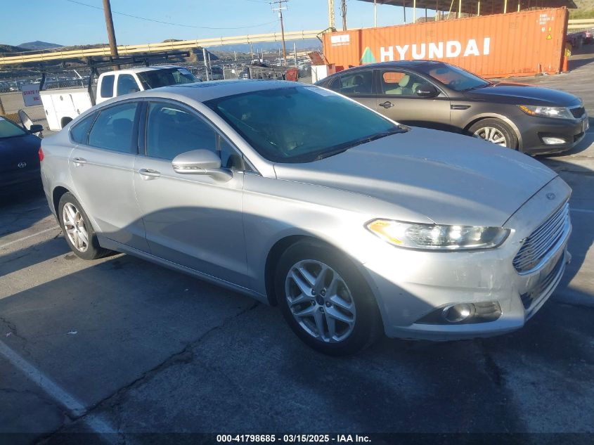 FORD FUSION SE