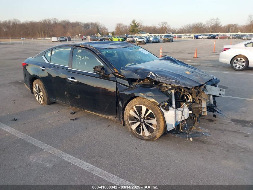 NISSAN ALTIMA SV FWD