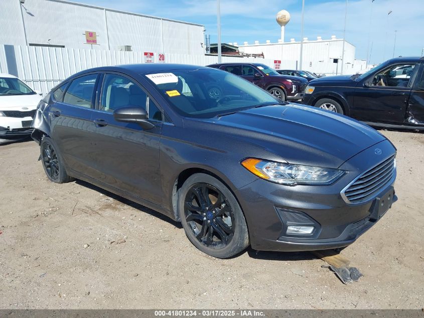FORD FUSION SE