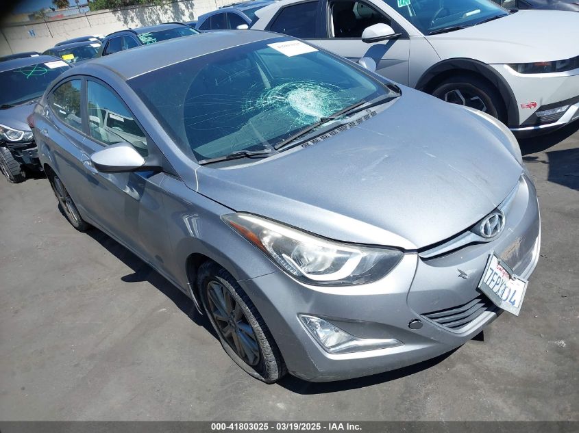 HYUNDAI ELANTRA SE