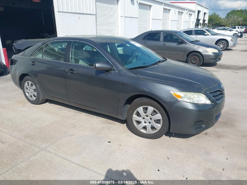 TOYOTA CAMRY LE