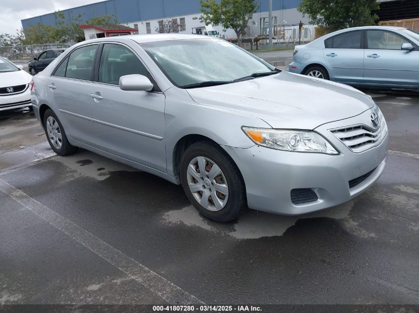 TOYOTA CAMRY LE