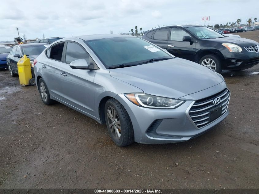 HYUNDAI ELANTRA SE