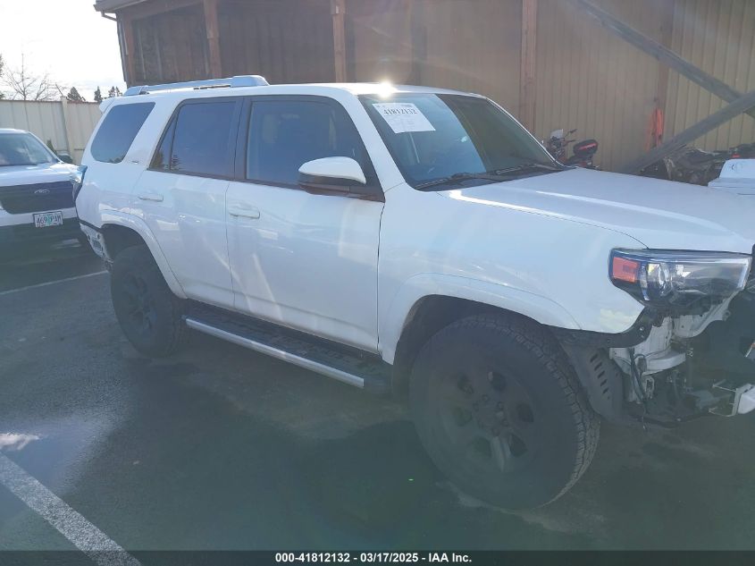 TOYOTA 4RUNNER SR5