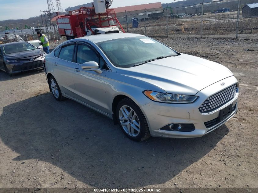 FORD FUSION SE