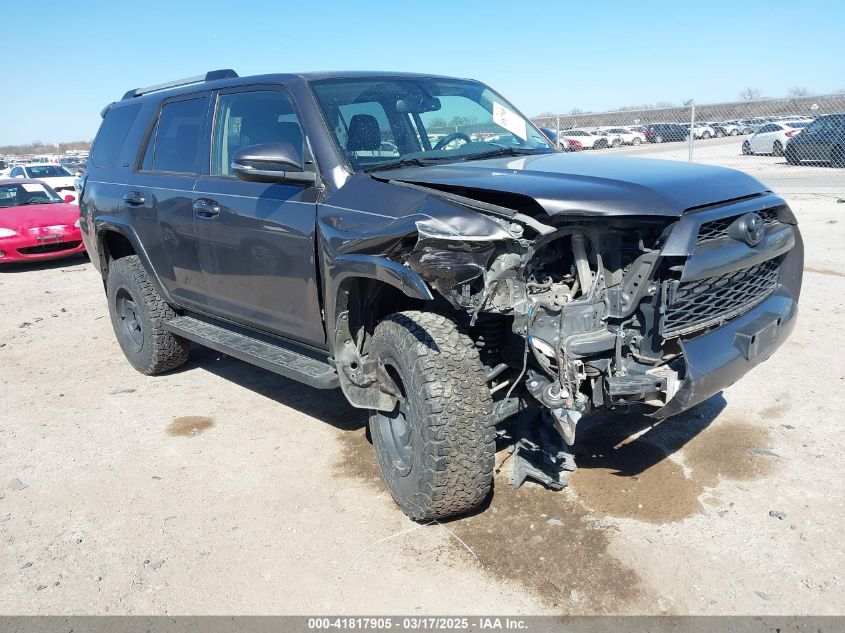TOYOTA 4RUNNER SR5 PREMIUM