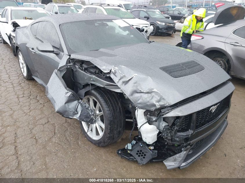 FORD MUSTANG GT PREMIUM FASTBACK