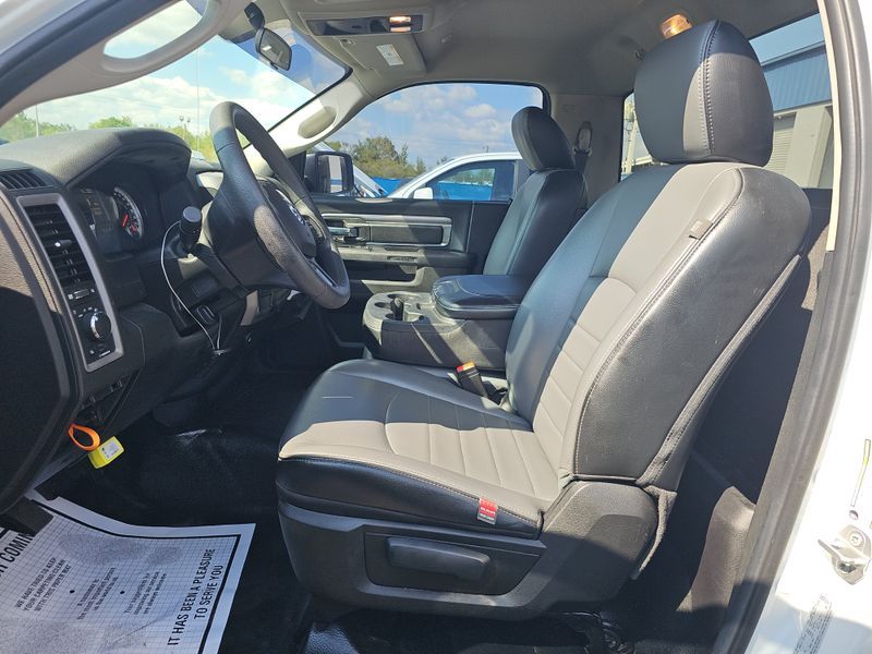 RAM 1500 TRADESMAN