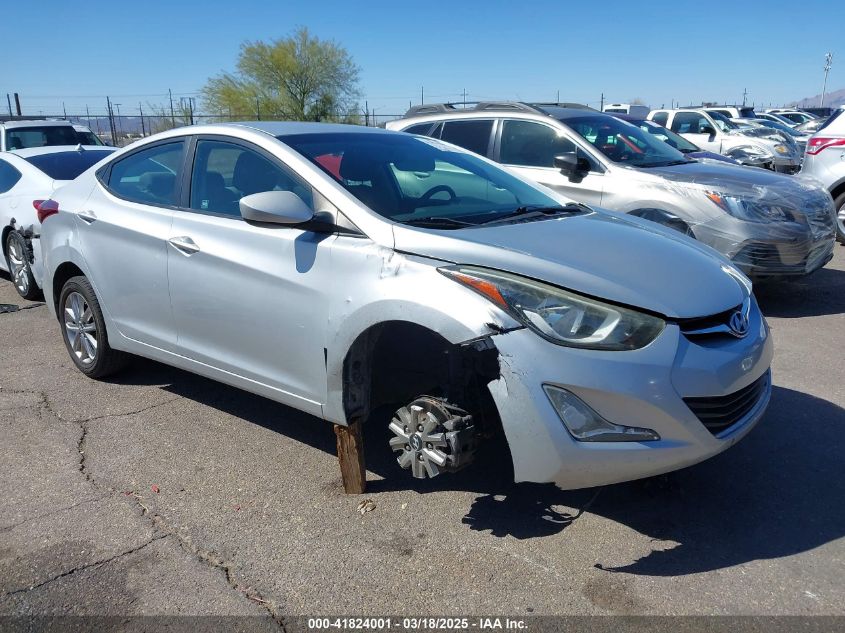 HYUNDAI ELANTRA SE