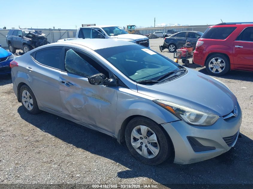 HYUNDAI ELANTRA SE