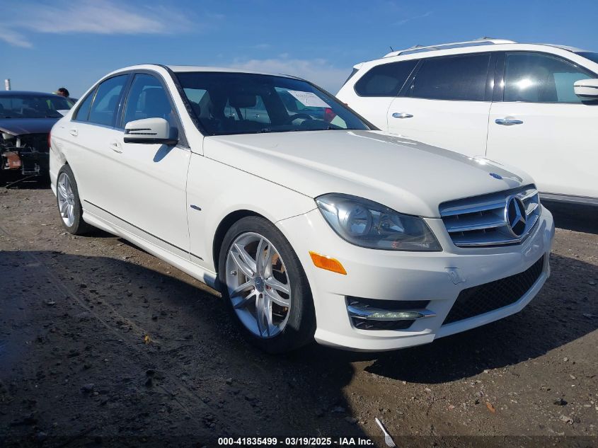 MERCEDES-BENZ C-CLASS LUXURY/SPORT