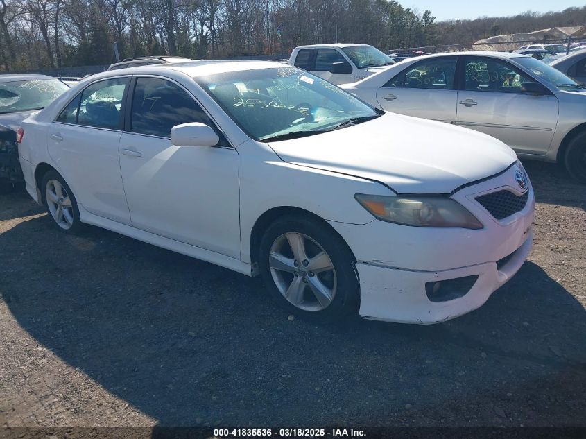 TOYOTA CAMRY SE