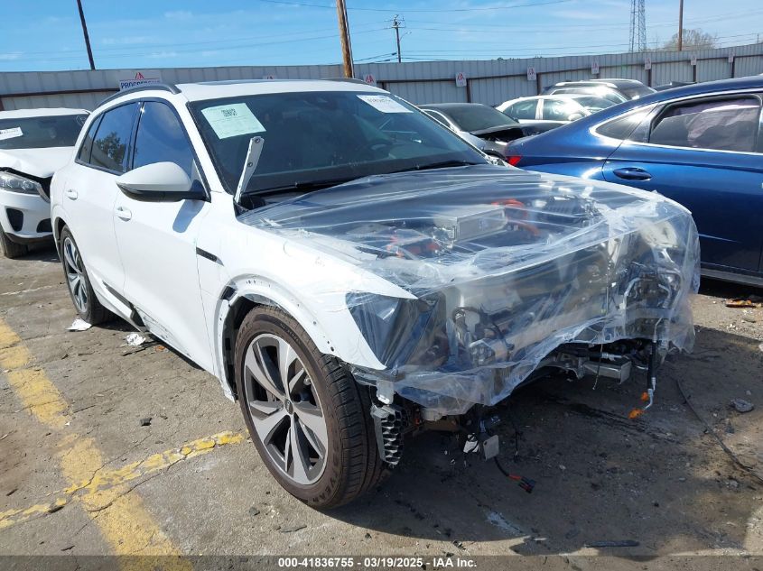 AUDI Q8 PREMIUM QUATTRO