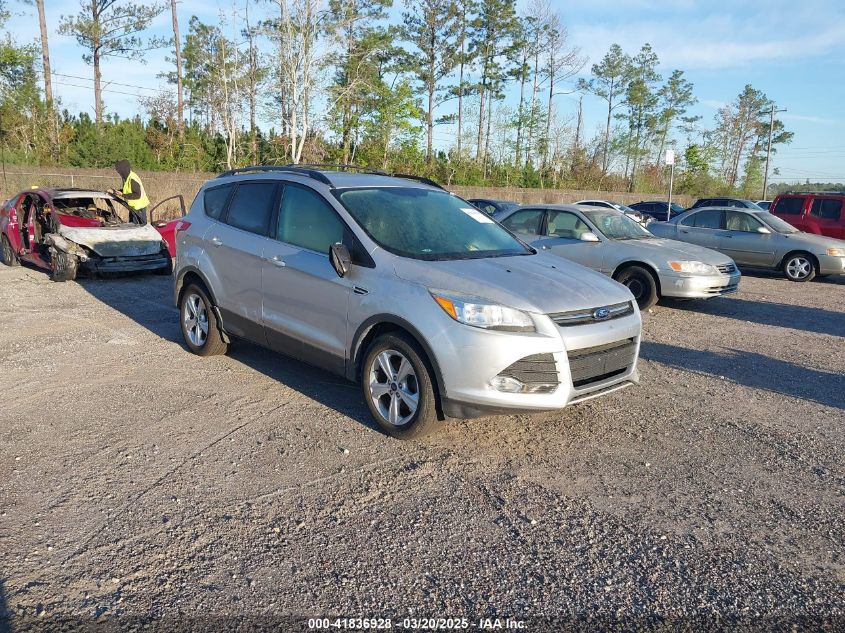 FORD ESCAPE SE