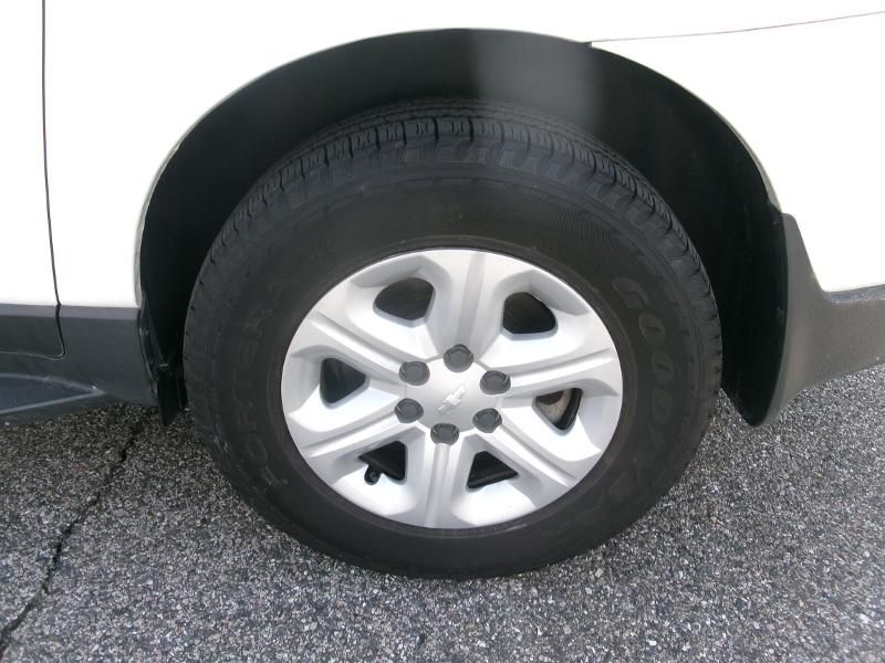 CHEVROLET TRAVERSE LS