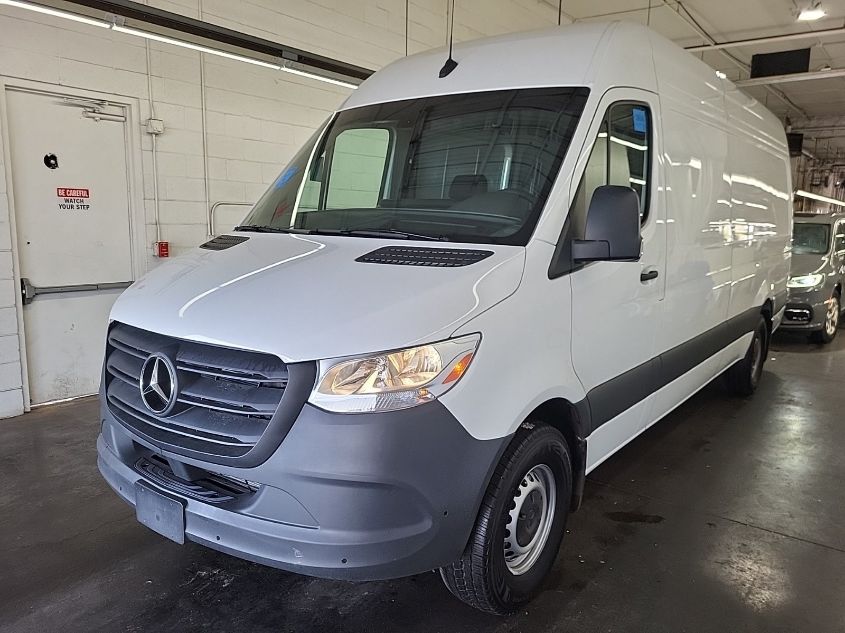 MERCEDES-BENZ SPRINTER HIGH ROOF 4-CYL DIESEL