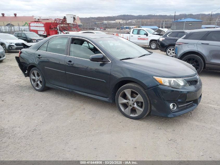 TOYOTA CAMRY SE SPORT
